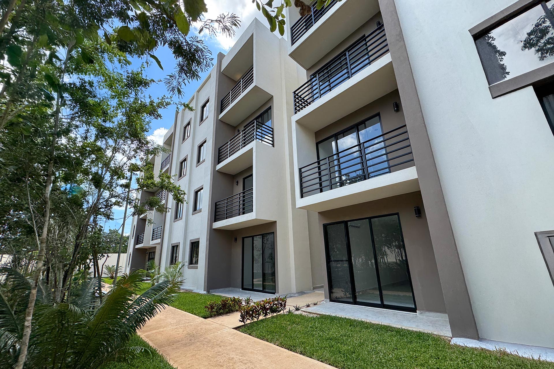 Departamento en Cancún 2 Recámaras en Residencial Av Huayacán